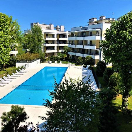 Apartament Deluxe ウストロニエ・モルスキエ エクステリア 写真