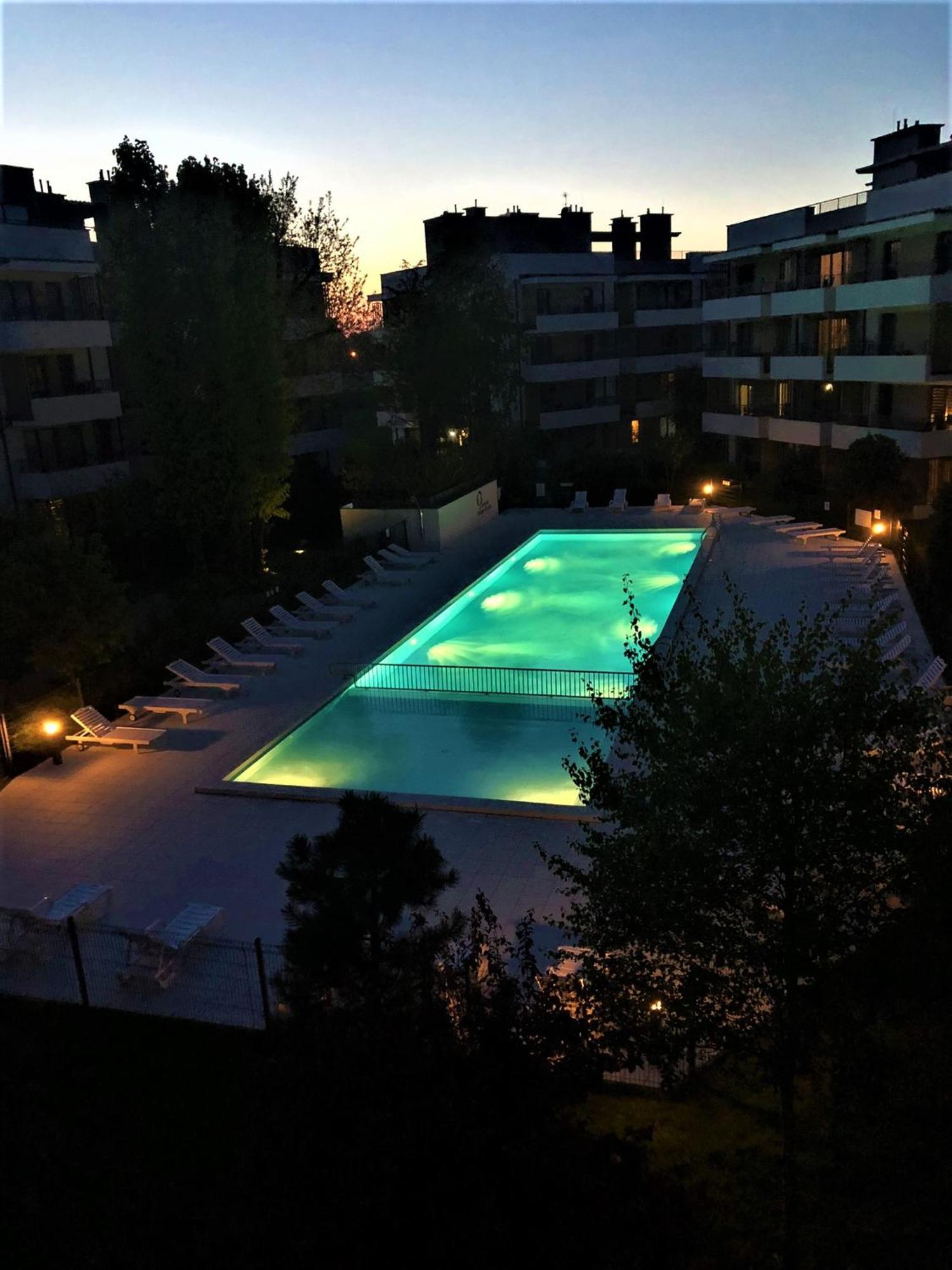Apartament Deluxe ウストロニエ・モルスキエ エクステリア 写真